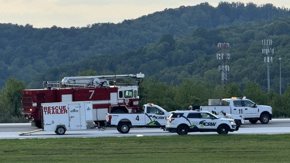 An airplane makes an emergency landing in Charleston Tuesday evening. (WCHS){p}{/p}