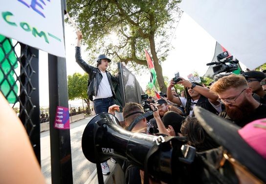 Image for story: Protesters crash 'Women's Caucus' event at DNC: 'Stop killing women in Gaza'