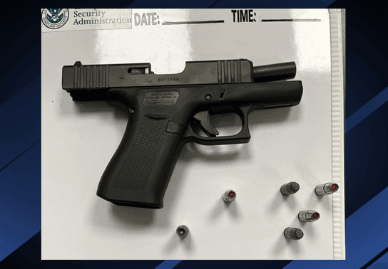 Image for story: Kentucky man cited after TSA checkpoint reveals loaded gun at Huntington Tri-State Airport